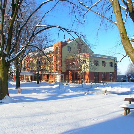 April Hotel Panorama Rychnov nad Kneznou Exterior photo